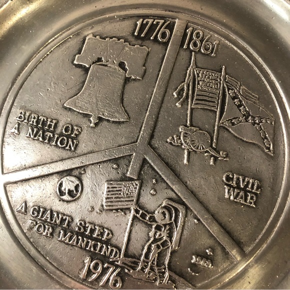 Vintage Bicentennial Pewter Plate - Picture 3 of 5